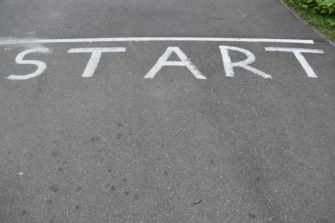When to Quit Your Job to Start a Business: 7 Signs You’re Ready
